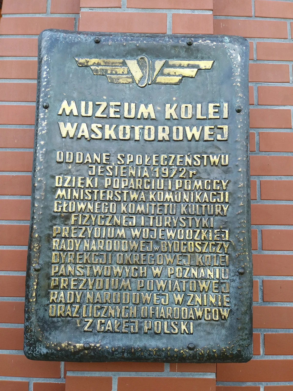 Tablica pamiątkowa w Muzeum Kolei Wąskotorowej w Wenecji