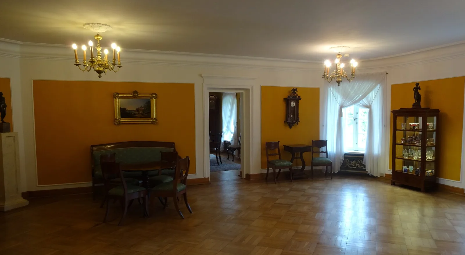 Wnętrza pałacu – Muzeum Wnętrz Pałacowych