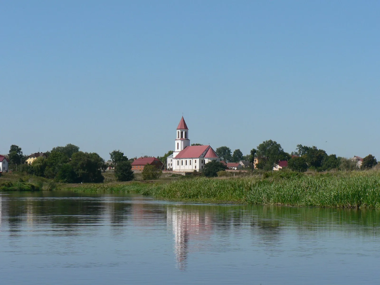 Narew w Surażu, kościół pw. Bożego Ciała