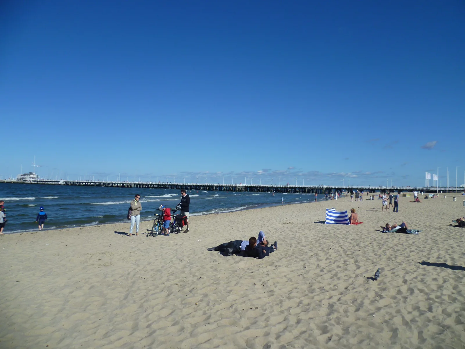 letnia plaża w Sopocie nad Zatoką Gdańską