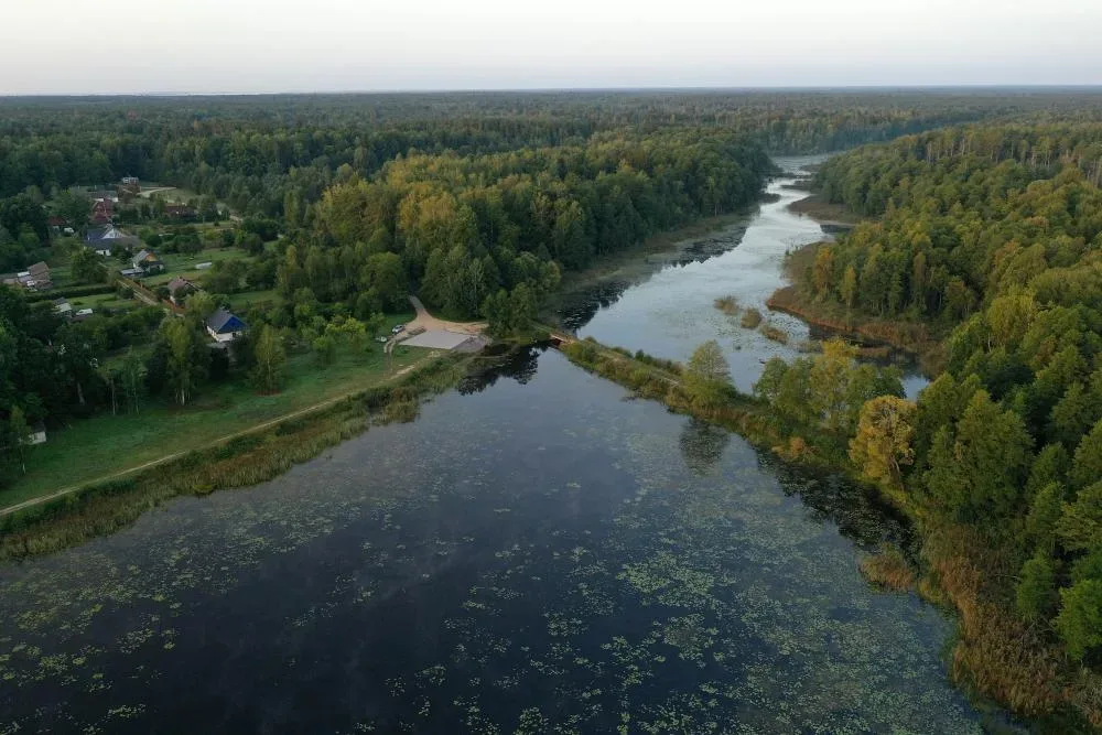 Osada Topiło ze ścieżką dydaktyczną „Puszczańskie Drzewa”