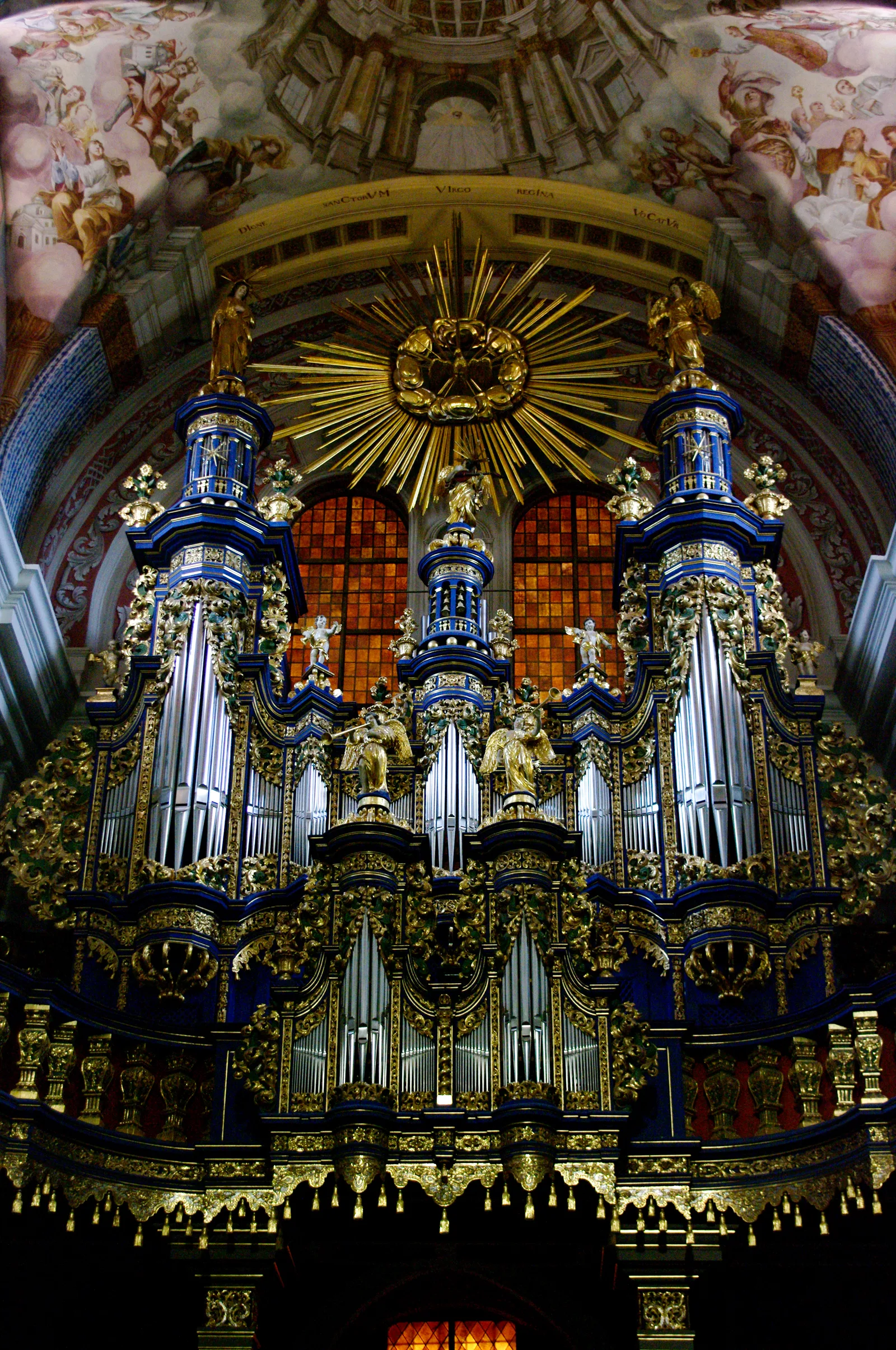 Organ in Święta Lipka