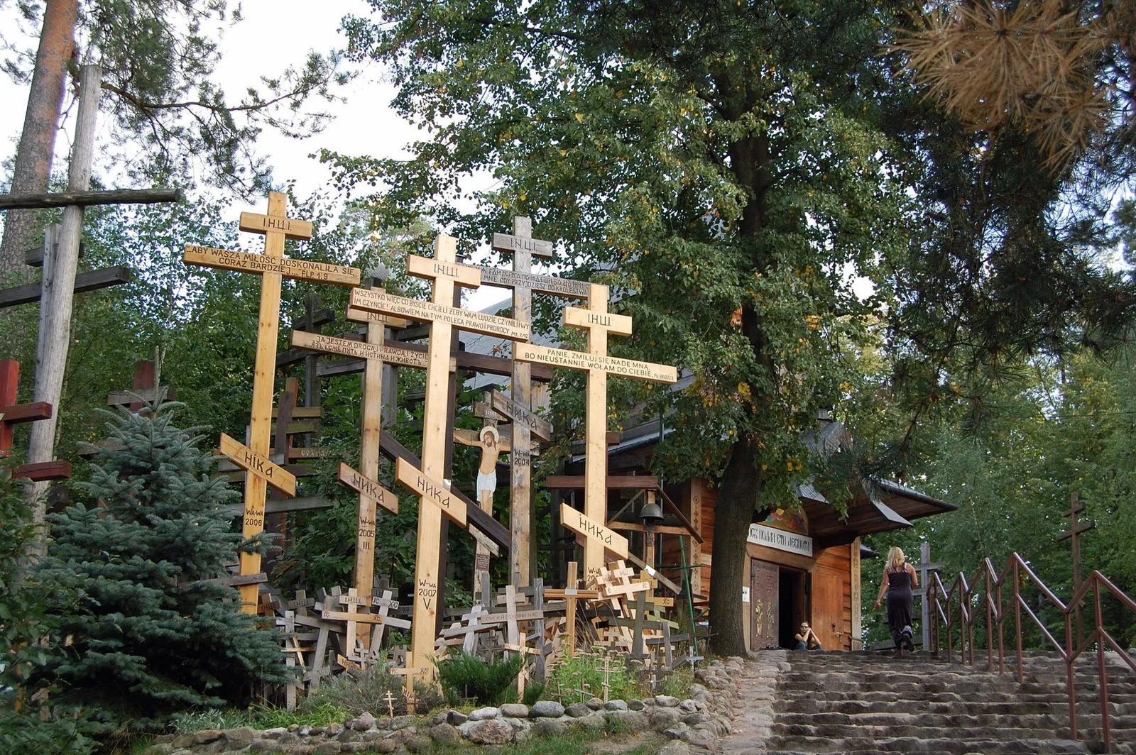 Góra Grabarka, krzyże