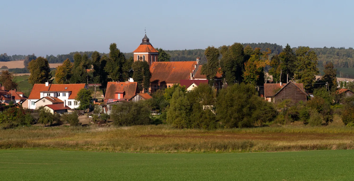 wrześniowa panorama wsi Bartąg