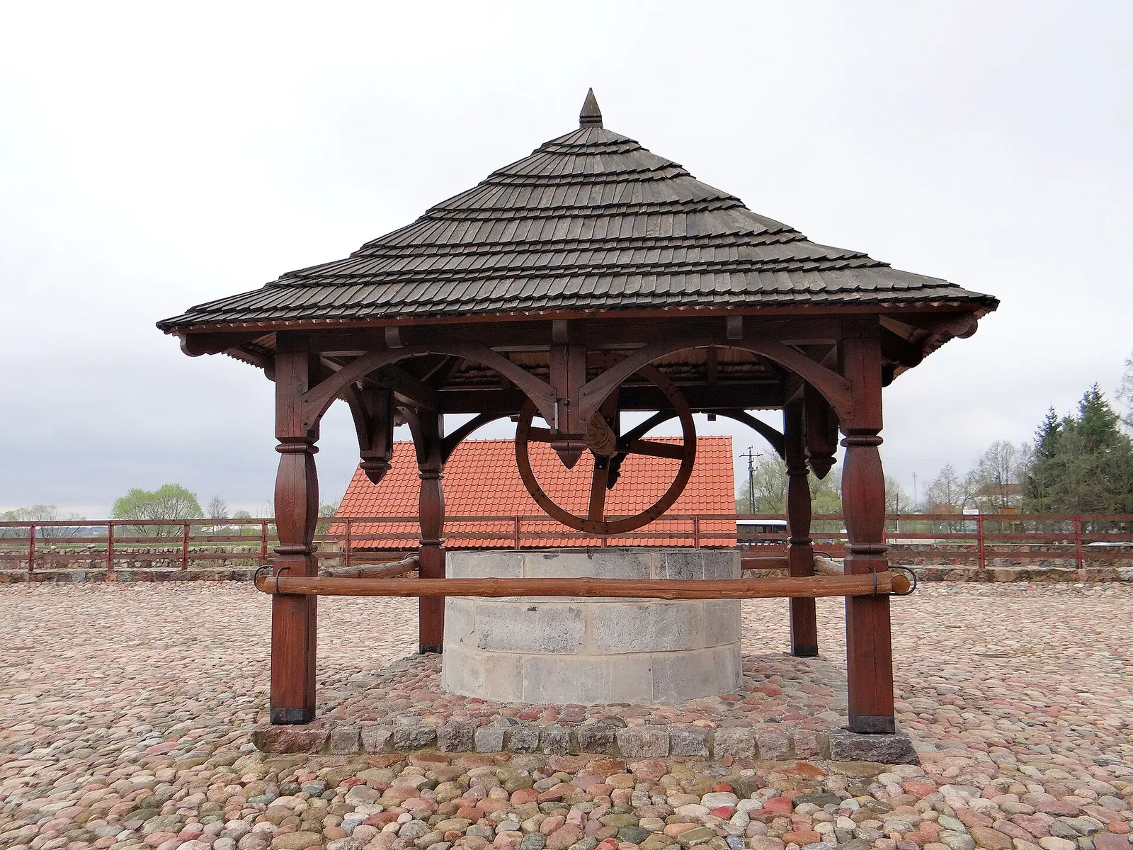 Tykocin Castle - well