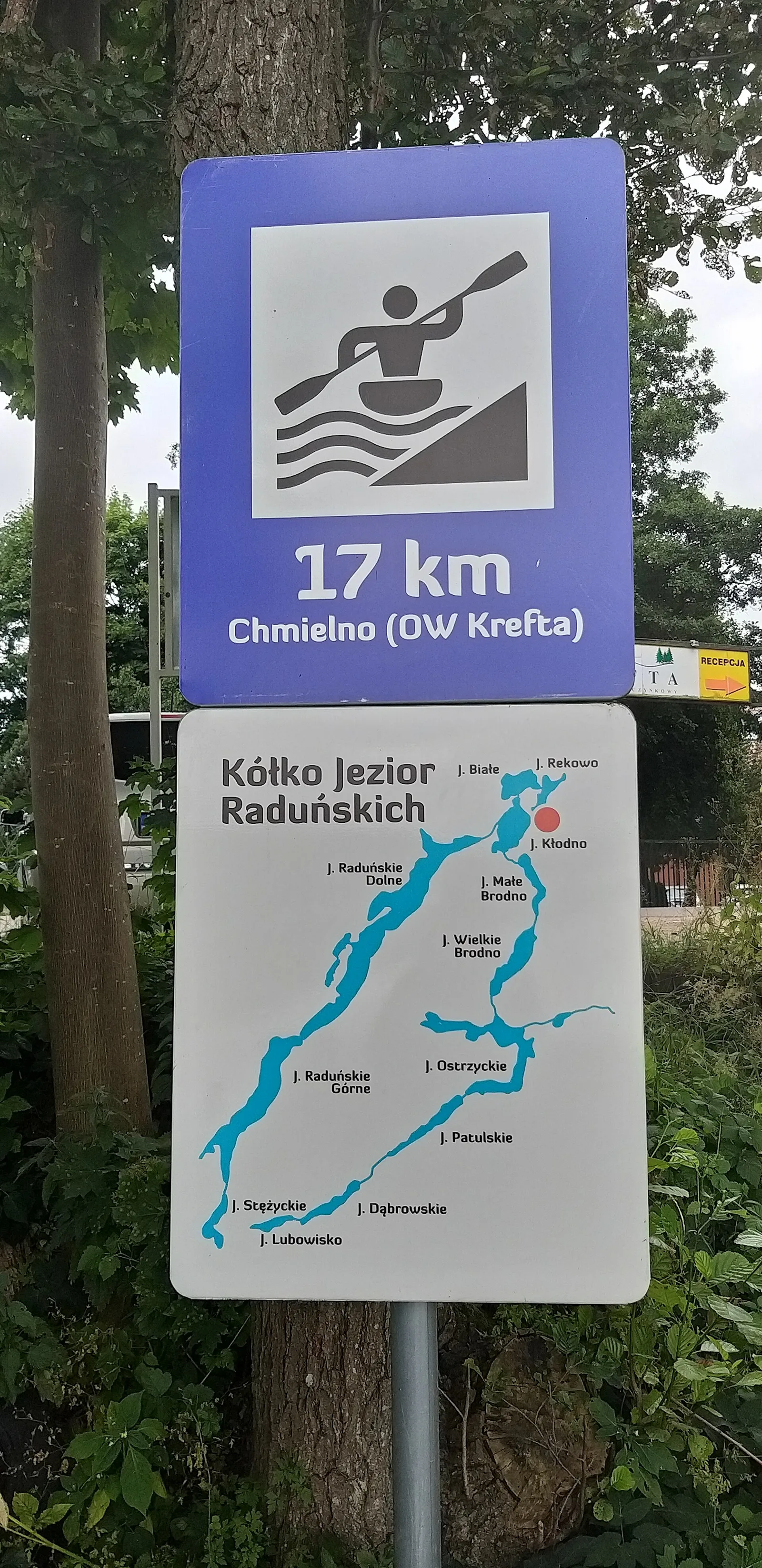 Tourist sign for the "Raduńskie Lakes Circle" kayaking route