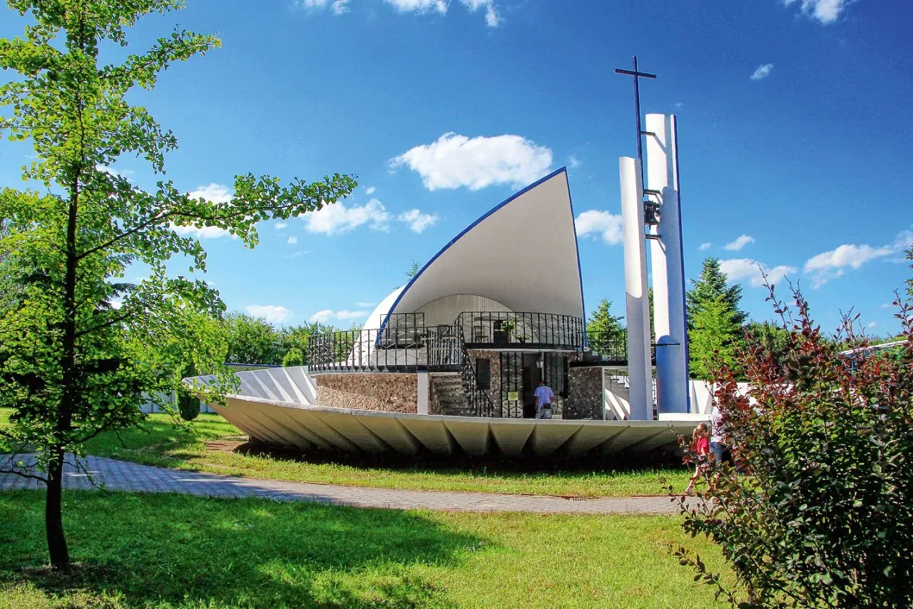 Sanktuarium Matki Bożej Piaseckiej