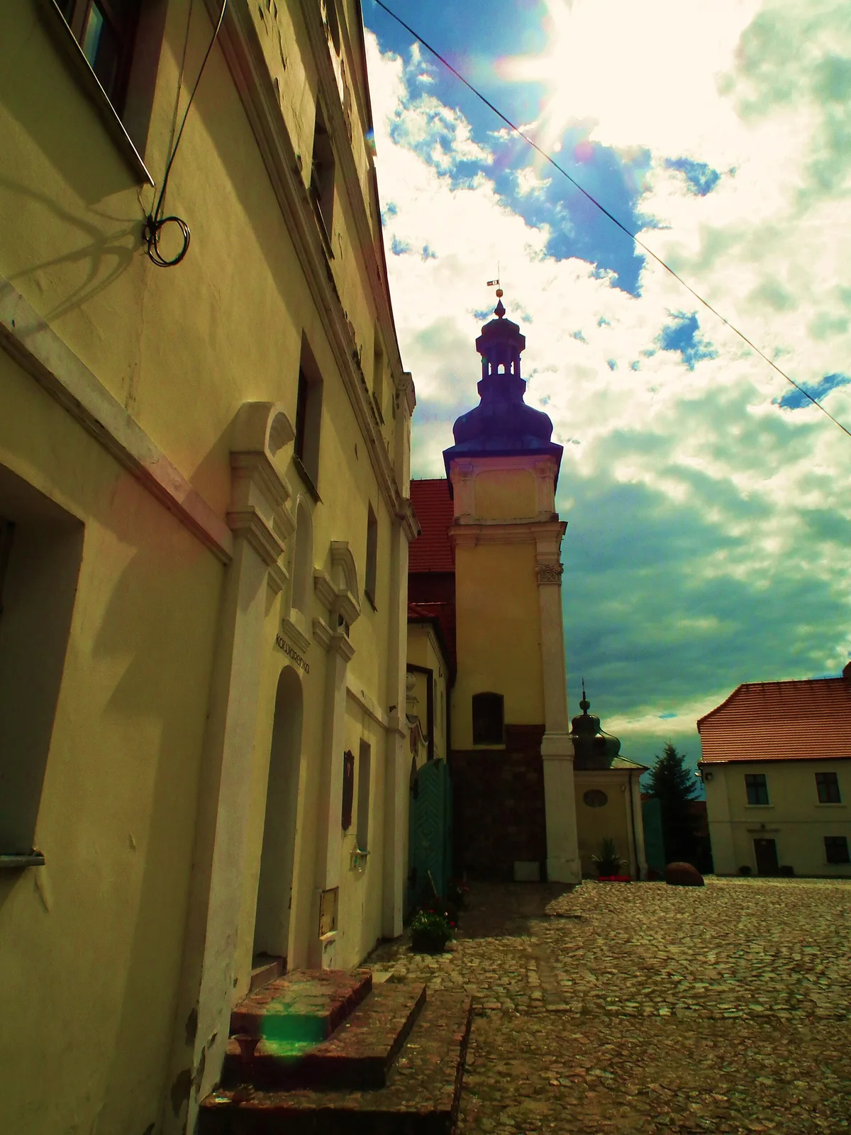 Strzelno - kościół norbertanek, ob. parafialny p.w. Świętej Trójcy.