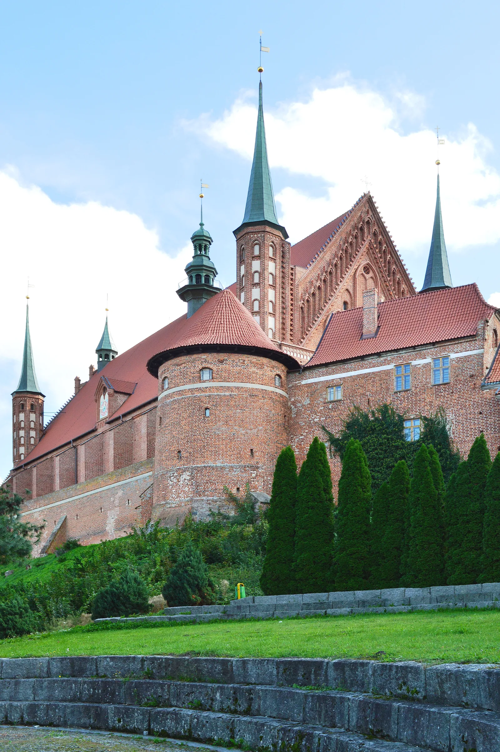 Frombork is a town in northern Poland, situated on the Vistula Lagoon in Braniewo County , within Warmian-Masurian Voivodeship . The town was first mentioned in a 13th-century docu