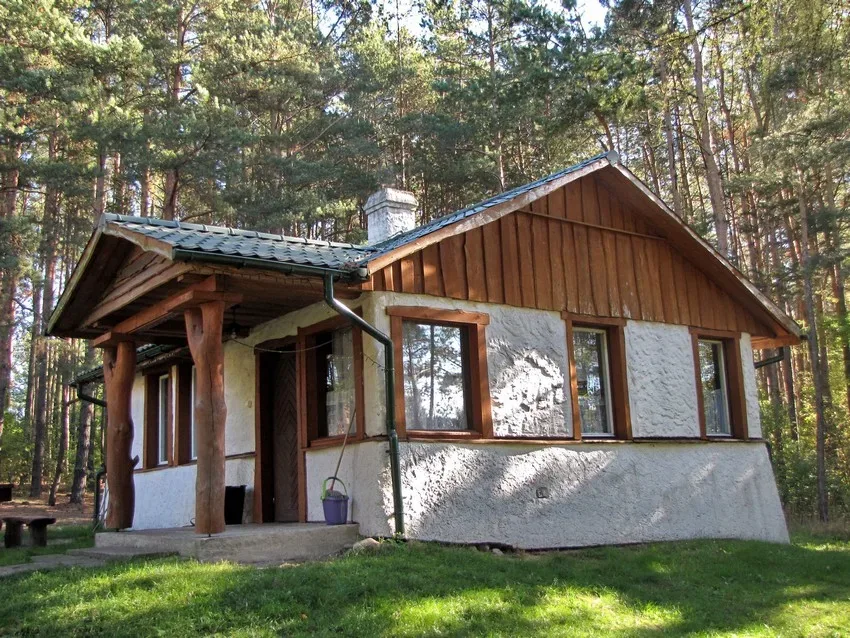 Ośrodek Wypoczynkowy „Bachmaty” nad zalewem Bachmaty w Dubiczach Cerkiewnych