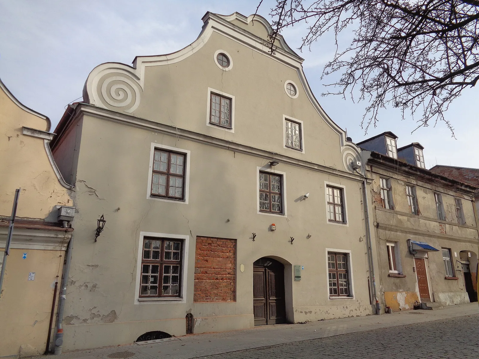 Monumental tenement house at 14 Old Market Square in Włocławek.