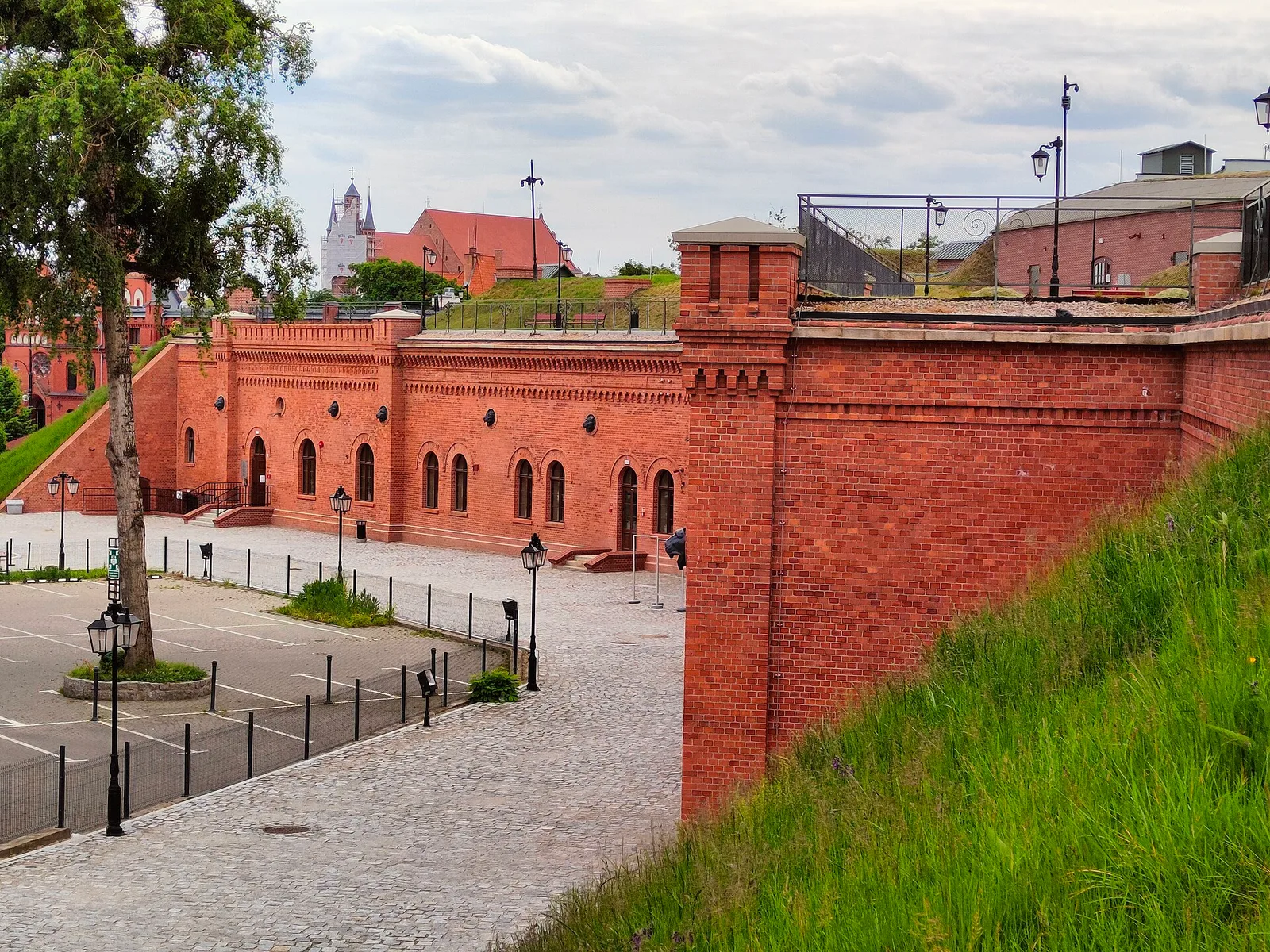 Koszary Bramy Chełmińskiej - obecnie Muzeum Twierdzy Toruń.