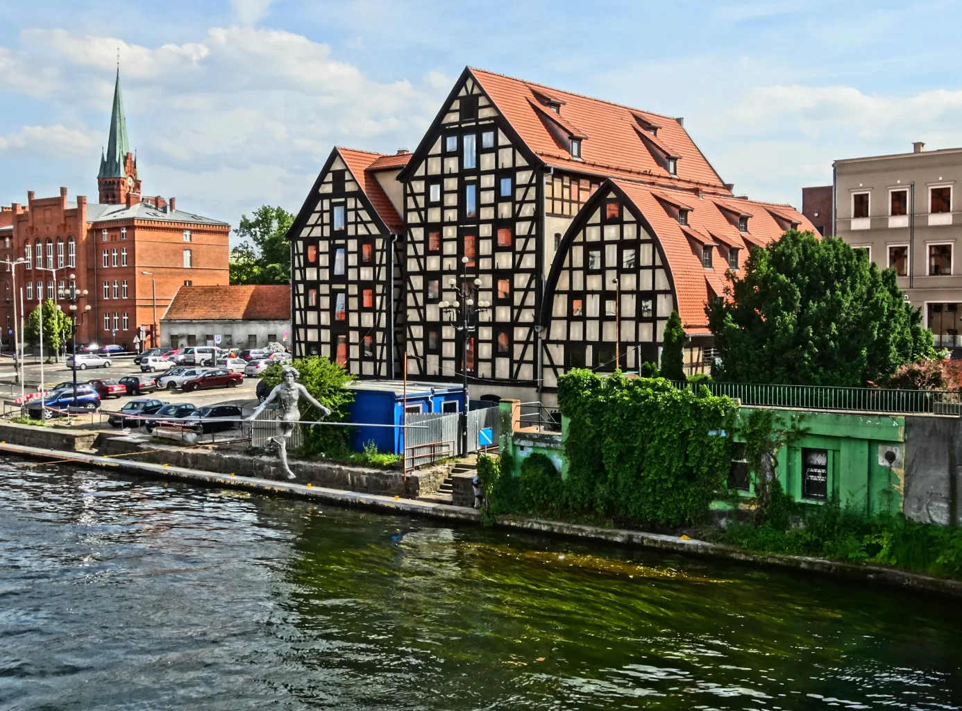 Spichrze nad Brdą w Bydgoszczy, zbud. w latach 1793-1800, od 1964 r. w gestii Muzeum Okręgowego