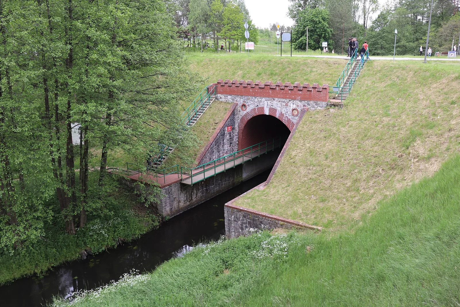 Fojutowo - aqueduct