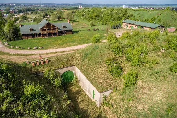 Forty w Piątnicy Poduchownej — zespół „Główna Osłona” Twierdzy Łomża (forty I, II i III)