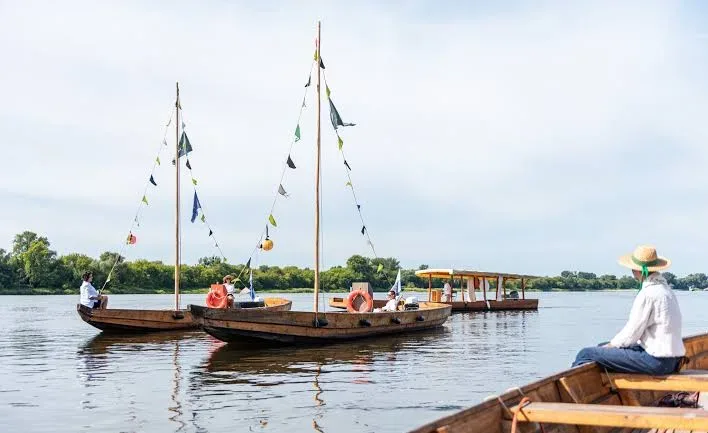 Toruńscy Flisacy — Fundacja Wolna Wisła