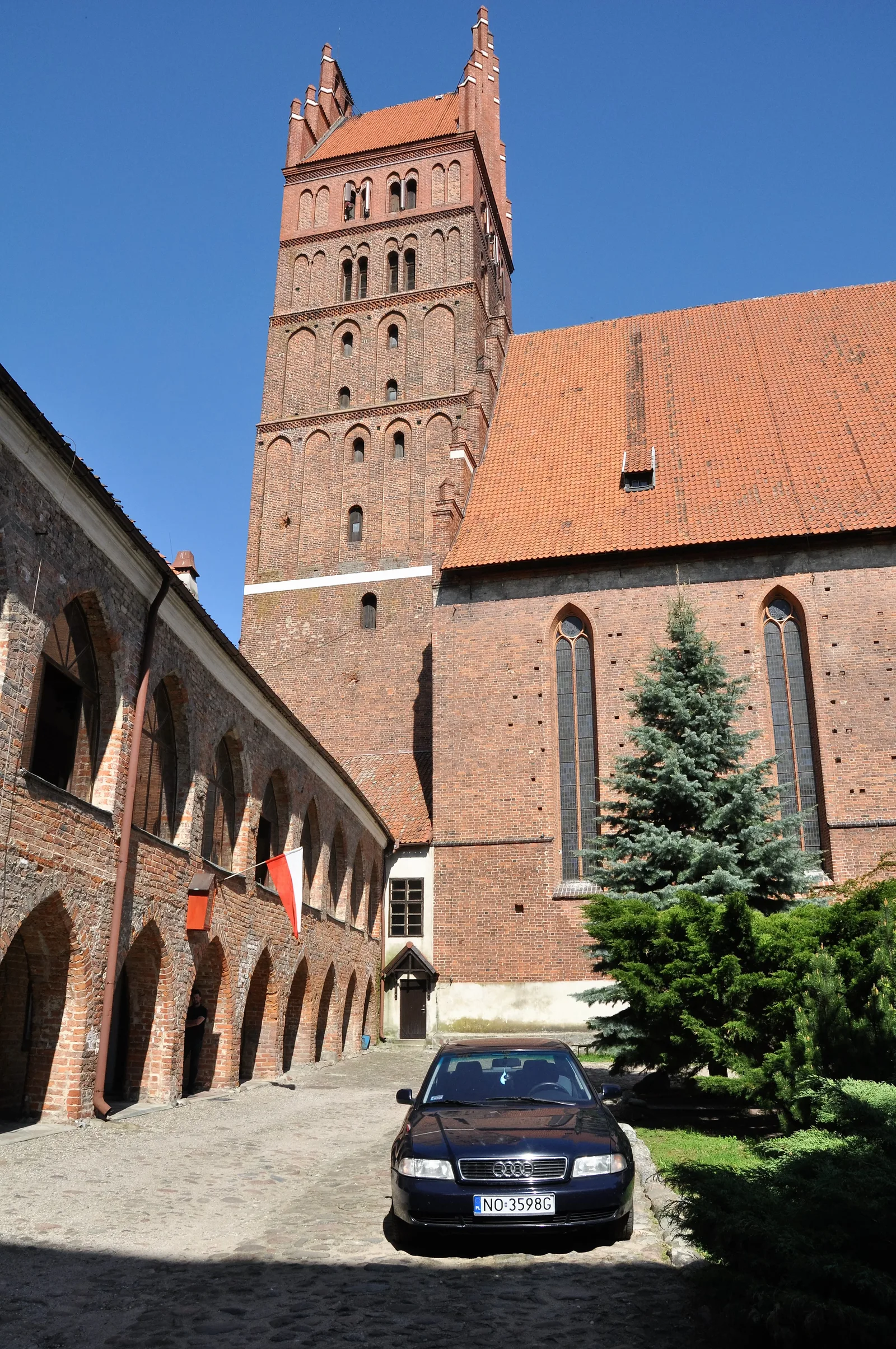 Dobre Miasto, kościół par. i kolegiata pw. Zbawiciela i Wszystkich Świętych, 1376-1789, XV/XVI, 1895 oraz zabudowania kolegiackie.