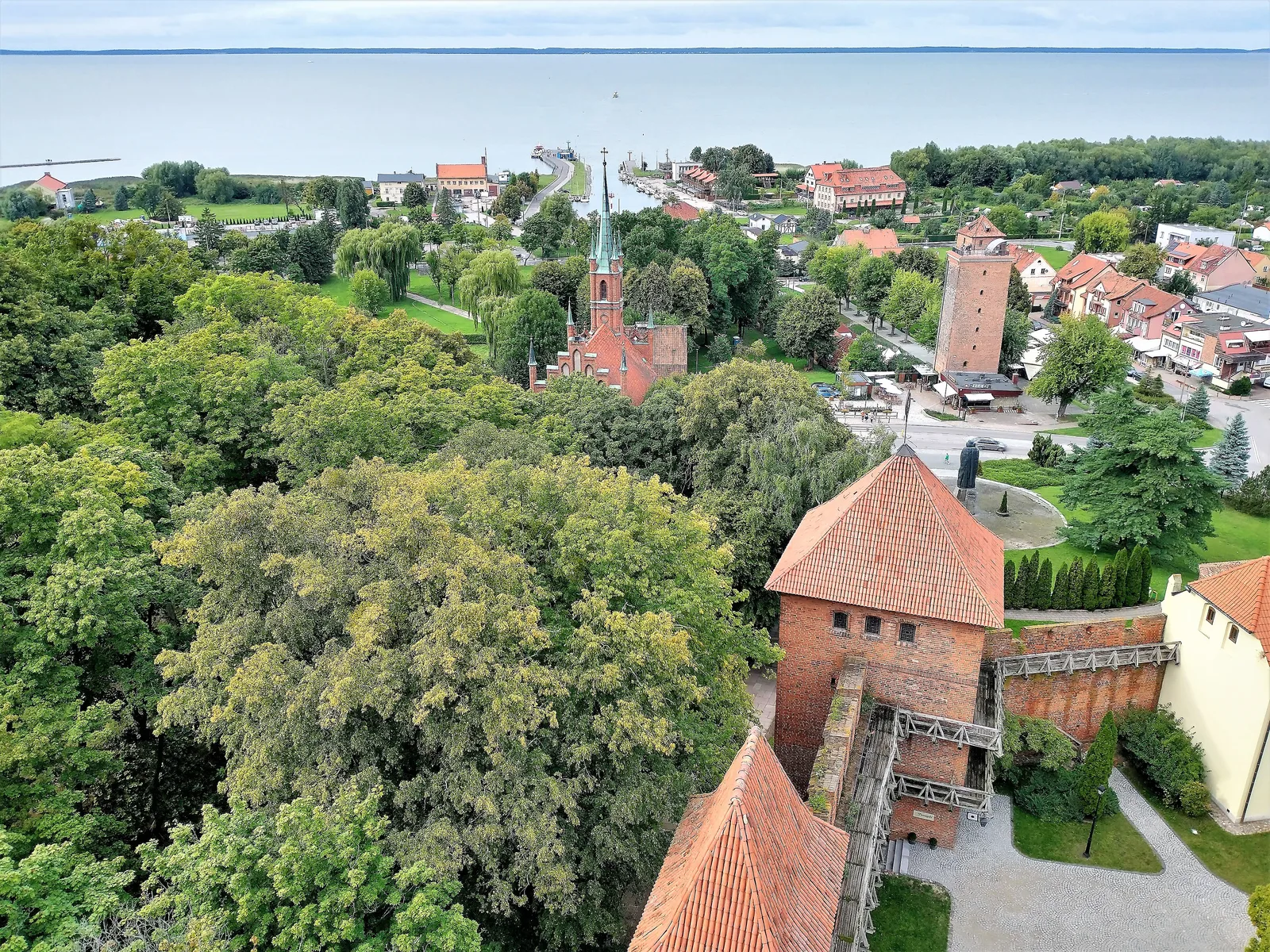 Widok z Wieży Radziejowskiego we Fromborku.