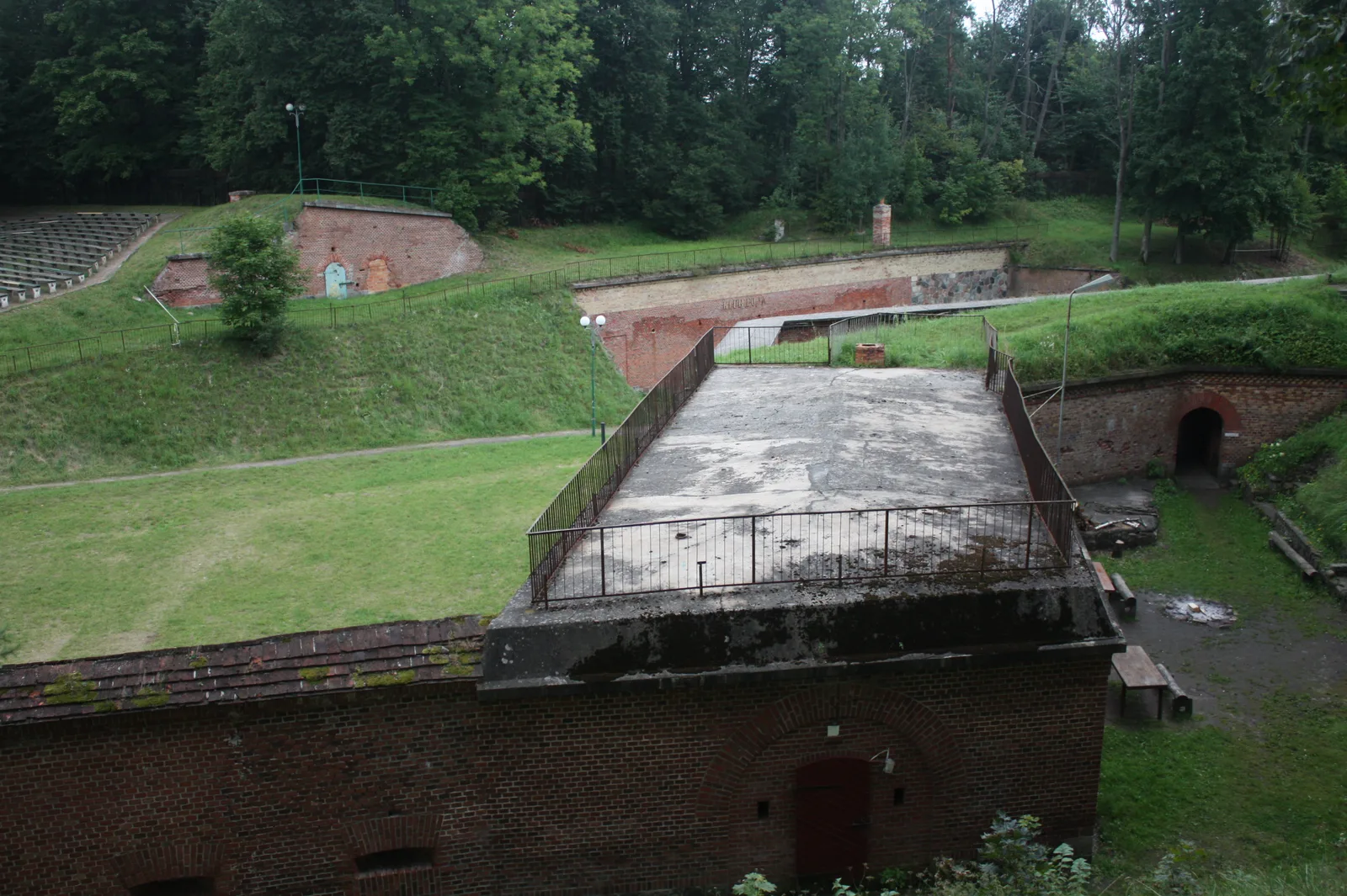 The making of this document was supported by Wikimedia Polska .