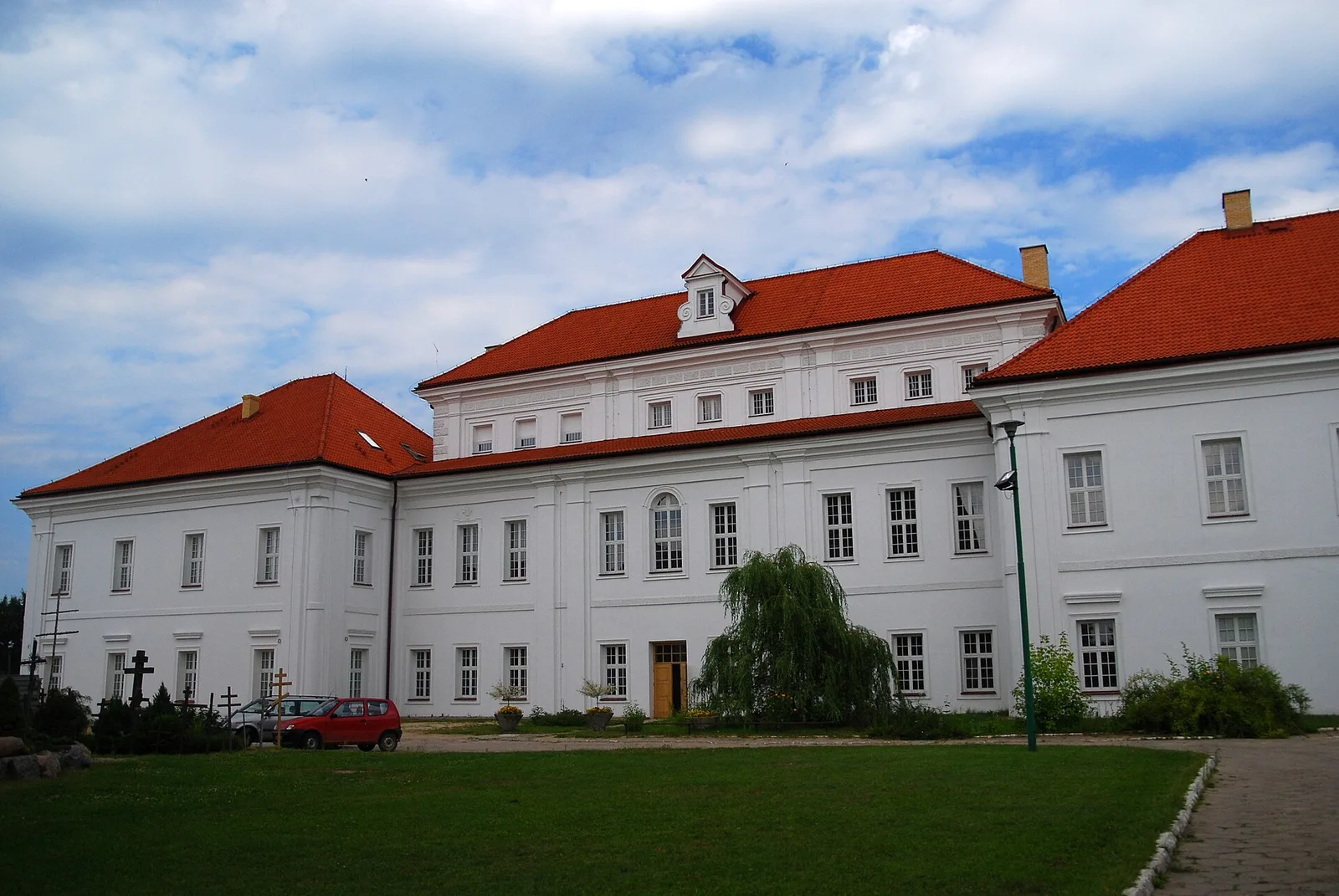 The making of this document was supported by Wikimedia Polska .