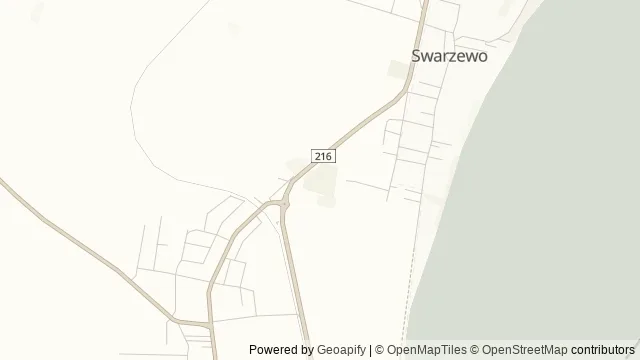 Mapa okolicy: Labirynt w polu kukurydzy — Swarzewo, Półwysep Helski i Ziemia Pucka. Podgląd obejmuje około 3,6 km w poziomie.