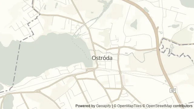 Mapa okolicy: Muzeum w Ostródzie — Ostróda, Pojezierze Iławskie. Podgląd obejmuje około 3,6 km w poziomie.